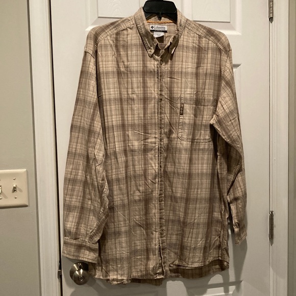 Columbia brown plaid button front, 2XL - Picture 1 of 4